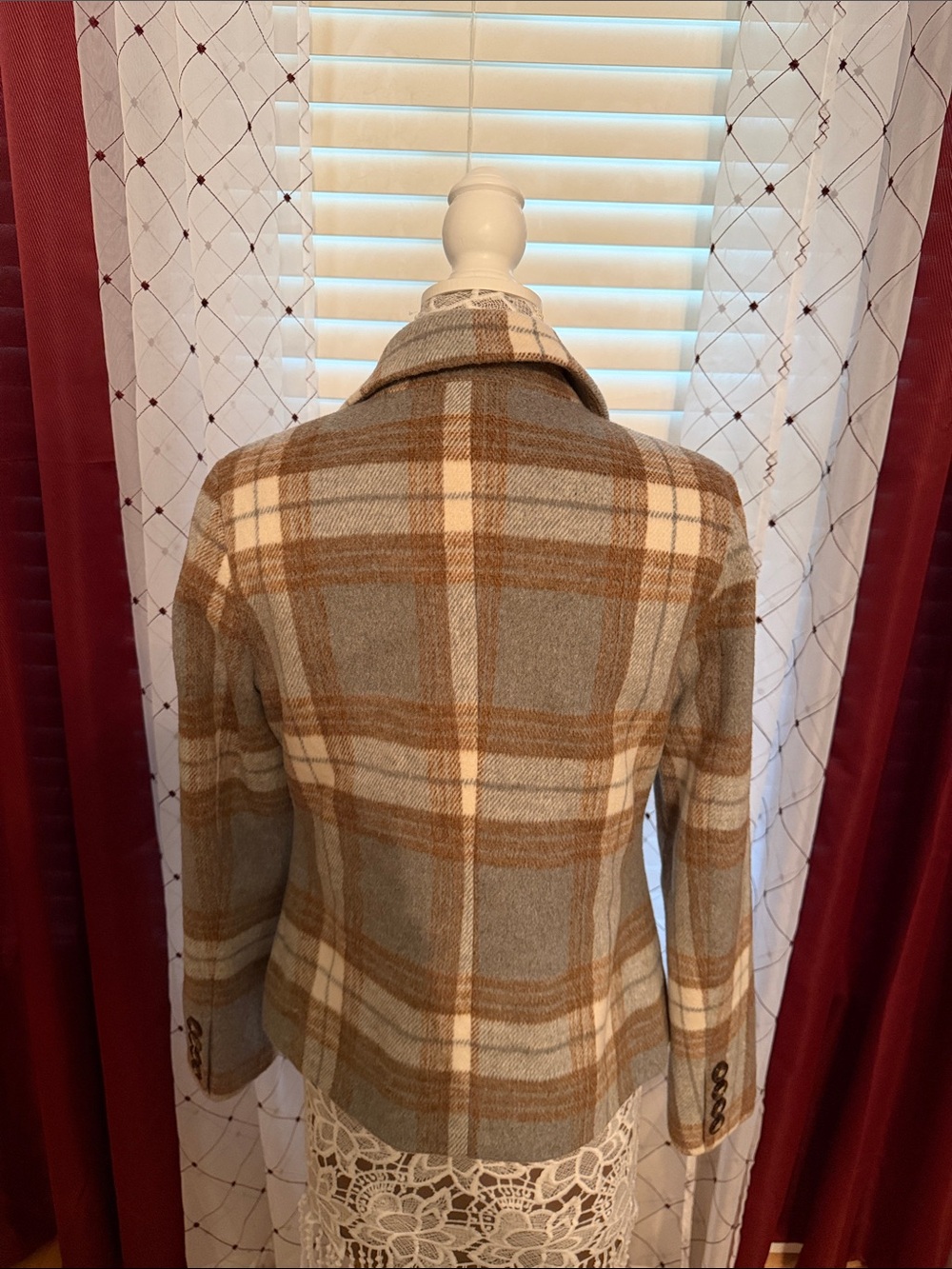 bagatelle Plaid Tailored Blazer in Beige and Taupe - Picture 2 of 10